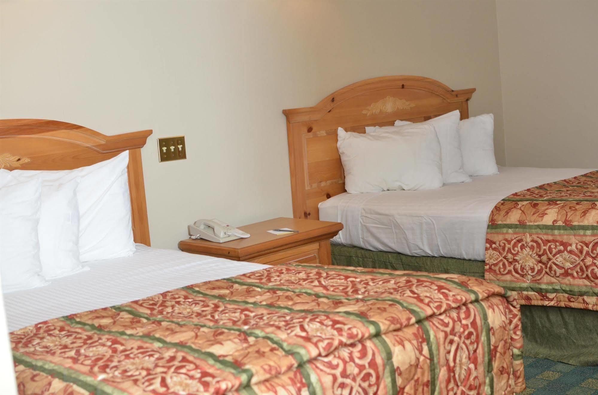 Hotel Oriskany Exterior photo