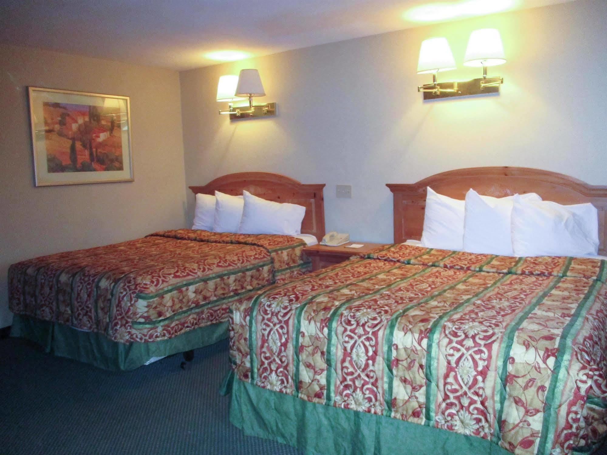 Hotel Oriskany Exterior photo